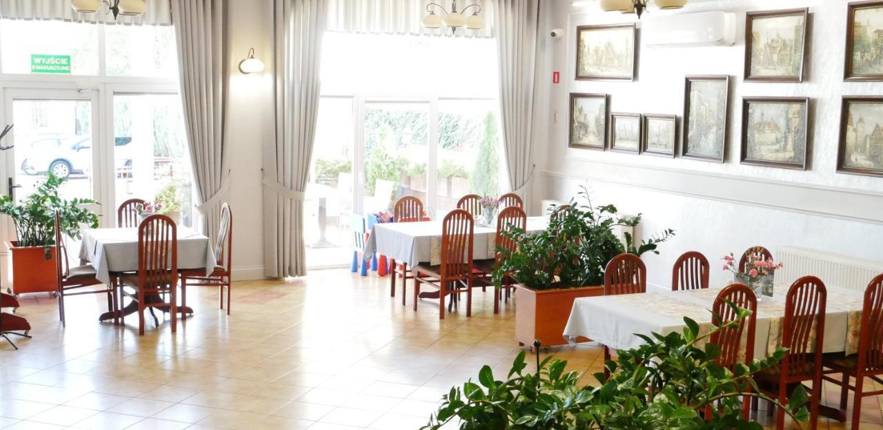 Restauracja Kargul Noclegi Łęczyca Exterior foto
